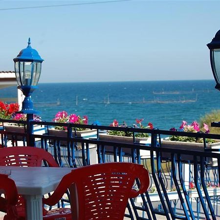 Hostel Pierre La Tarmul Marii -Primim Vouchere Vacanta Costinesti Zewnętrze zdjęcie
